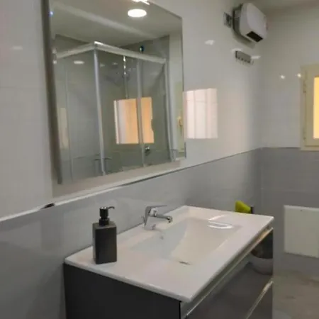 Domus Bianchi Tatil Evi